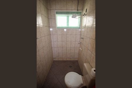 Casa para alugar com 300m², 4 quartos e 2 vagasBanheiro da Edícula 1