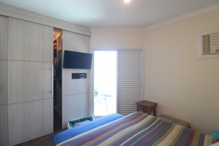 Casa à venda com 116m², 3 quartos e 2 vagasSuíte