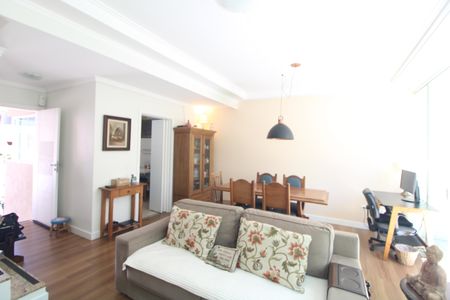 Sala de casa à venda com 3 quartos, 116m² em Vila Campo Grande, São Paulo