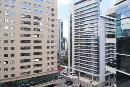 Vista de kitnet/studio à venda com 1 quarto, 30m² em Vila Olímpia, São Paulo