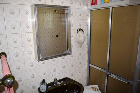 Casa à venda com 300m², 2 quartos e 2 vagasBanheiro