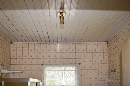 Casa à venda com 300m², 2 quartos e 2 vagasBanheiro