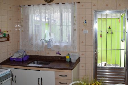 Casa à venda com 300m², 2 quartos e 2 vagasCozinha