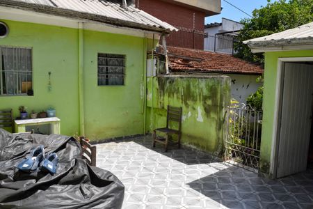 Casa à venda com 300m², 2 quartos e 2 vagasQuintal