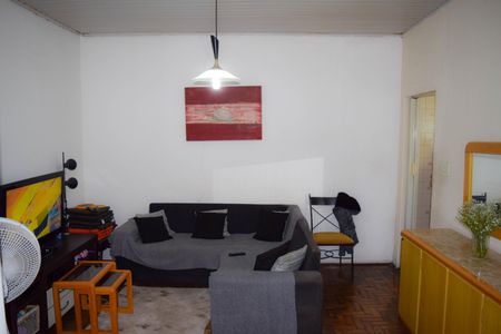 Casa à venda com 2 quartos, 300m² em Chácara Santo Antônio (zona Leste), São Paulo