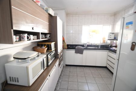 Casa para alugar com 169m², 3 quartos e 3 vagasCozinha