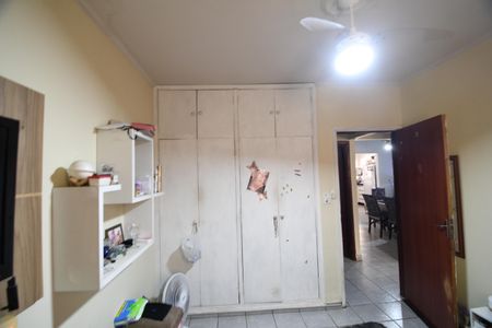 Casa para alugar com 169m², 3 quartos e 3 vagasQuarto 1