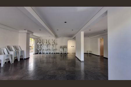 Apartamento para alugar com 56m², 2 quartos e 1 vagaÁrea comum - Salão de festas