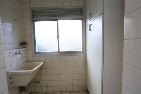 Apartamento para alugar com 56m², 2 quartos e 1 vagaÁrea de Serviço