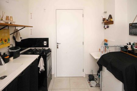 Apartamento para alugar com 32m², 2 quartos e sem vaga Apartamento para alugar com 32m², 2 quartos e sem vagaCozinha e Área de Serviço