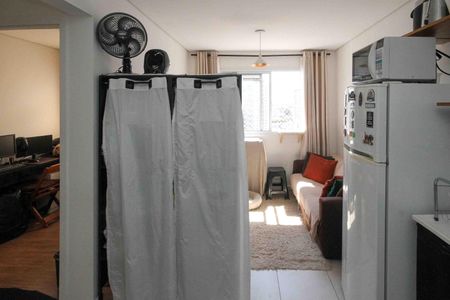 Apartamento para alugar com 32m², 2 quartos e sem vaga Apartamento para alugar com 32m², 2 quartos e sem vagaCozinha e Área de Serviço