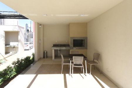 Apartamento para alugar com 32m², 2 quartos e sem vaga Apartamento para alugar com 32m², 2 quartos e sem vagaÁrea comum - Churrasqueira
