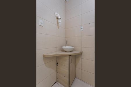 Casa à venda com 59m², 2 quartos e sem vaga Casa à venda com 59m², 2 quartos e sem vagaSuíte