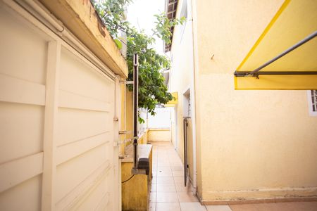 VARANDA E GARAGEM de casa à venda com 2 quartos, 180m² em Santana, São Paulo