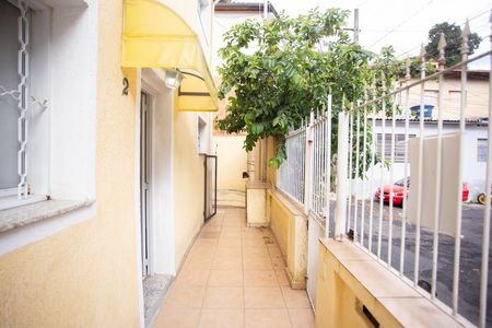 VARANDA E GARAGEM de casa à venda com 2 quartos, 180m² em Santana, São Paulo