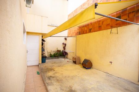 VARANDA E GARAGEM de casa à venda com 2 quartos, 180m² em Santana, São Paulo