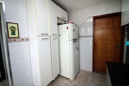 Casa à venda com 400m², 4 quartos e 1 vagaCozinha 2