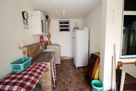 Casa à venda com 400m², 4 quartos e 1 vagaÁrea de Serviço