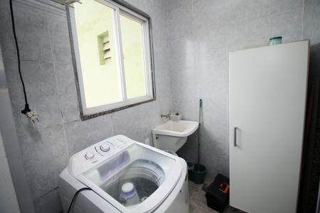 Casa à venda com 400m², 4 quartos e 1 vagaÁrea de Serviço 2