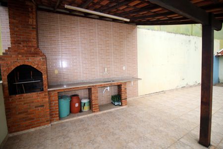 Casa à venda com 400m², 4 quartos e 1 vagaChurrasqueira