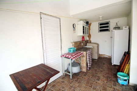 Casa à venda com 400m², 4 quartos e 1 vagaÁrea de Serviço