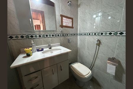 Casa à venda com 145m², 4 quartos e 1 vagaBanheiro 3