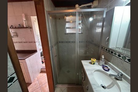 Casa à venda com 145m², 4 quartos e 1 vagaBanheiro 3