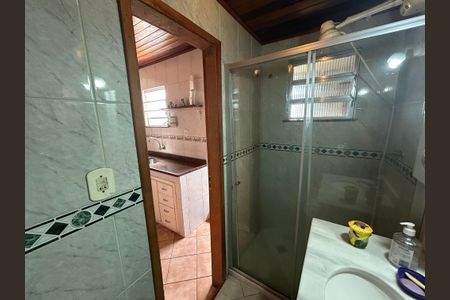 Casa à venda com 145m², 4 quartos e 1 vagaBanheiro 3