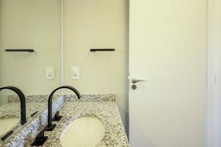 Apartamento à venda com 38m², 1 quarto e 1 vaga Apartamento à venda com 38m², 1 quarto e 1 vagaBanheiro da Suíte