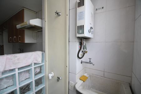 Apartamento à venda com 68m², 3 quartos e 1 vagaÁrea de Serviço