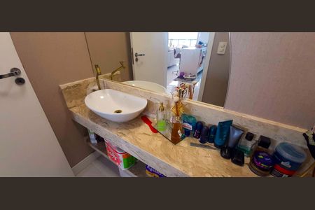 Apartamento à venda com 91m², 2 quartos e 2 vagasLavabo