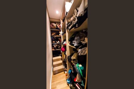 Apartamento à venda com 91m², 2 quartos e 2 vagasCloset