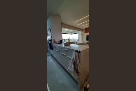 Apartamento à venda com 91m², 2 quartos e 2 vagasCozinha