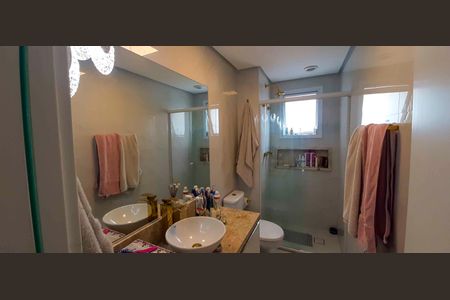 Apartamento à venda com 91m², 2 quartos e 2 vagasBanheiro da Suíte 1