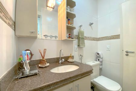 Apartamento à venda com 80m², 2 quartos e sem vagaBanheiro