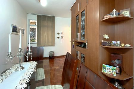 Sala de apartamento à venda com 2 quartos, 80m² em Colégio Batista, Belo Horizonte
