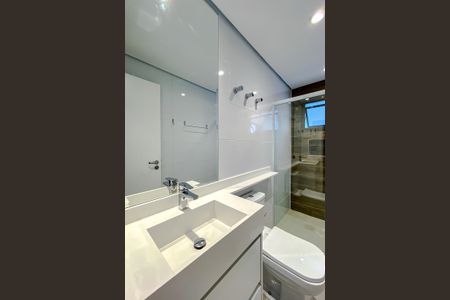 Apartamento à venda com 87m², 3 quartos e 2 vagas Apartamento à venda com 87m², 3 quartos e 2 vagasBanheiro