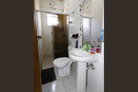 Casa para alugar com 65m², 2 quartos e sem vagaBanheiro