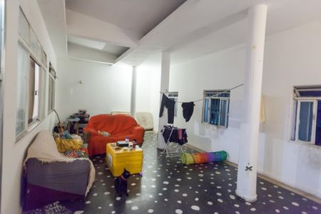 Apartamento à venda com 90m², 2 quartos e sem vagaarea extra 