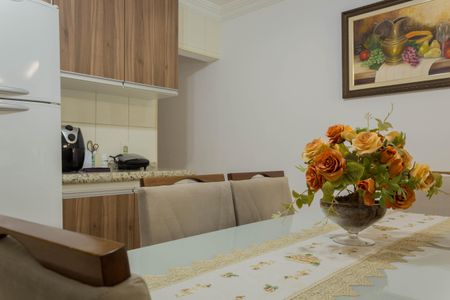Casa à venda com 150m², 2 quartos e 2 vagas Casa à venda com 150m², 2 quartos e 2 vagasCozinha