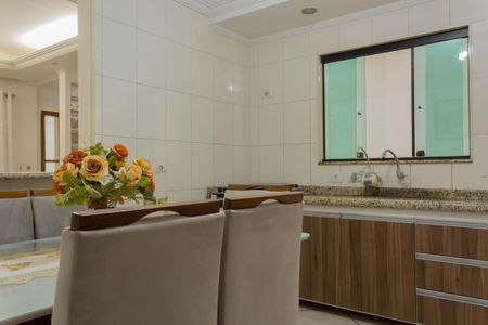 Casa à venda com 150m², 2 quartos e 2 vagas Casa à venda com 150m², 2 quartos e 2 vagasCozinha