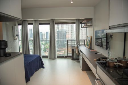 Estúdio de kitnet/studio para alugar com 1 quarto, 28m² em Jardim das Acacias, São Paulo