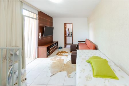 Apartamento à venda com 120m², 2 quartos e 2 vagas Apartamento à venda com 120m², 2 quartos e 2 vagasSala 2