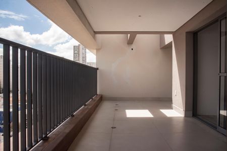 Apartamento à venda com 177m², 3 quartos e 2 vagasVaranda