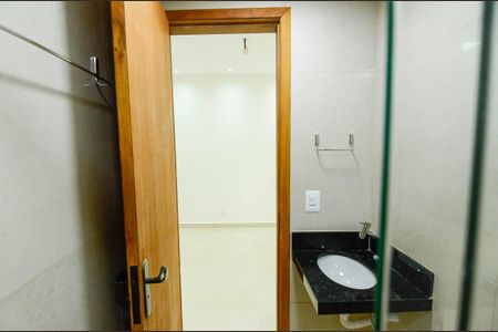 Banheiro de kitnet/studio à venda com 1 quarto, 27m² em Tijuca, Rio de Janeiro