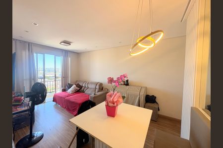 Sala de apartamento à venda com 2 quartos, 55m² em Vila Nova Esperia, Jundiaí