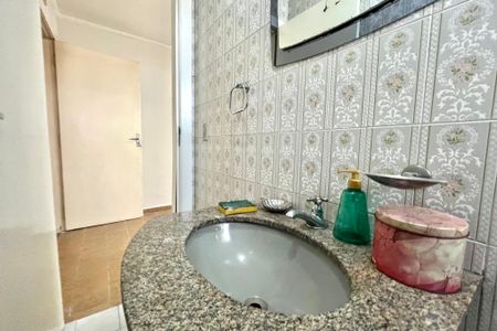 Casa à venda com 219m², 3 quartos e 2 vagasLavabo 