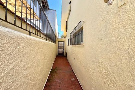 Casa à venda com 219m², 3 quartos e 2 vagasÁrea externa