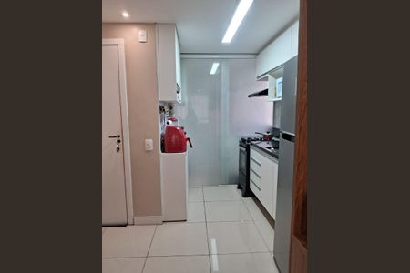 Cozinha de apartamento para alugar com 2 quartos, 45m² em Recreio dos Bandeirantes, Rio de Janeiro