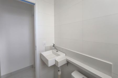Apartamento à venda com 66m², 2 quartos e 1 vaga Apartamento à venda com 66m², 2 quartos e 1 vagaBanheiro